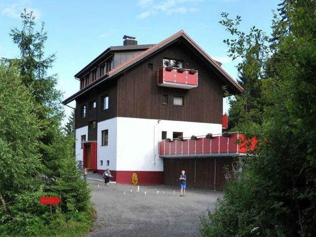 Апартаменты Schlesierhaus Dachsberg im Schwarzwald Экстерьер фото